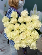 Белые розочки 0