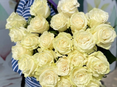 Белые розочки