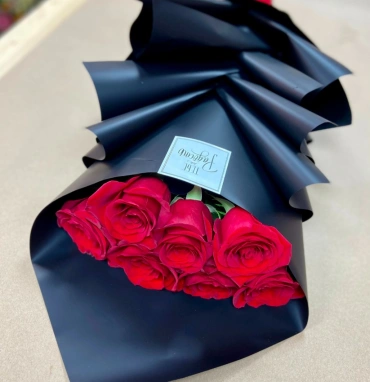 Монобукет «Страстные розы»