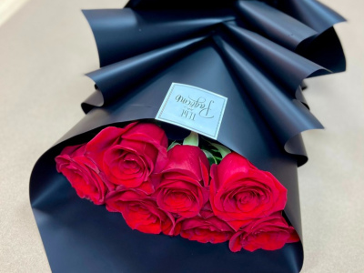 Страстные розы