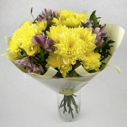Букет из хризантем и альстромерии &laquo;Незнакомка&raquo; 0