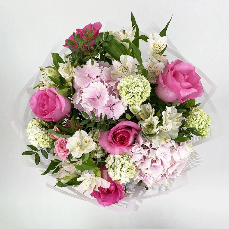 Сборный букет &laquo;Весенний привет&raquo;