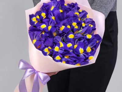 Букет из ирисов 