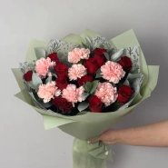 Сборный букет с розами &laquo;Каприз&raquo; 1