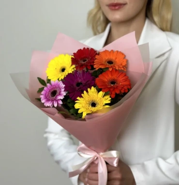 Букет из гербер микс  