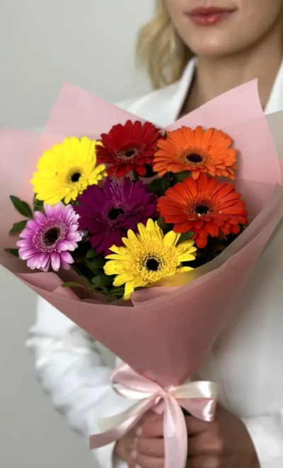 Букет из гербер микс  