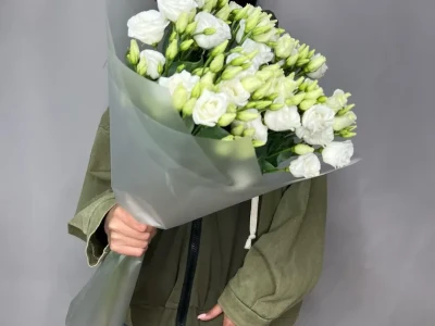 Букет из белых эустом