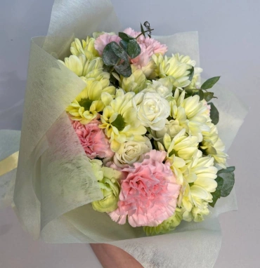 Сборный букет «Весенний рассвет»