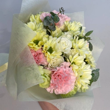 Сборный букет «Весенний рассвет»