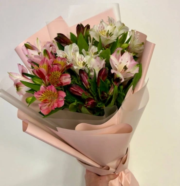 Букет из альстромерий «Трепет»
