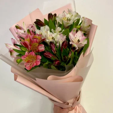 Букет из альстромерий «Трепет»