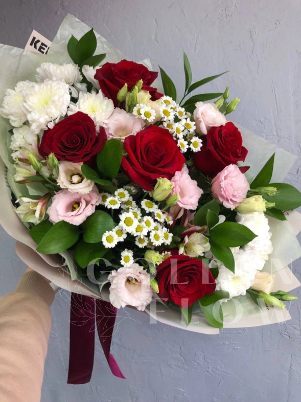 Сборный букет &laquo;Мистерия&raquo;