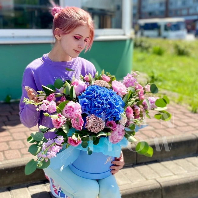 Цветы в коробке &laquo;Мираж&raquo;