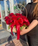 Композиция в корзине  &laquo;Рубиновое сияние&raquo; 0