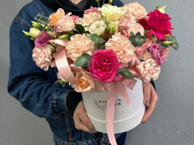 Композиция в коробке  «Персиковый йогурт»