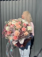 Диантусы микс с гипсофилой в шляпной коробке 0