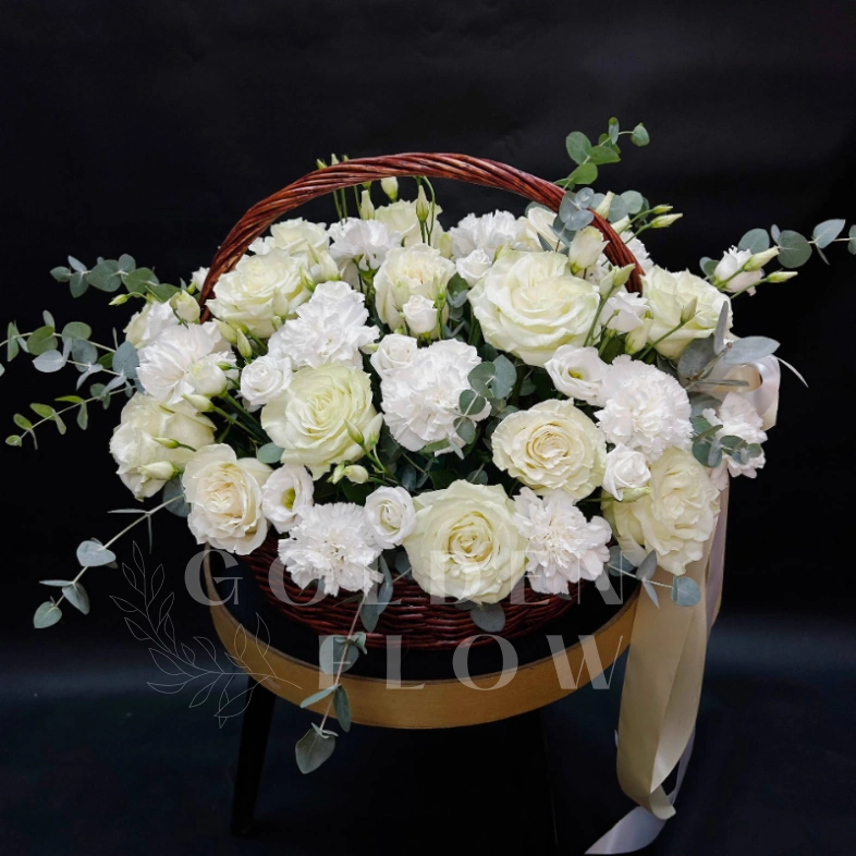 Корзина с розами &laquo;Тепло души&raquo;
