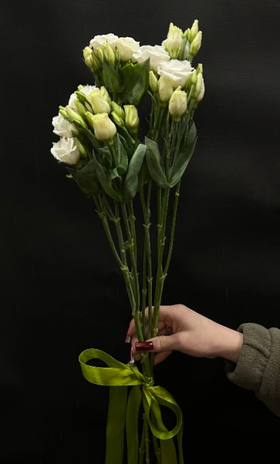 Букет из 3 эустом под ленту