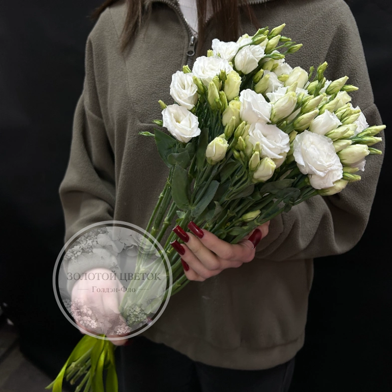 Букет из 5 эустом под ленту