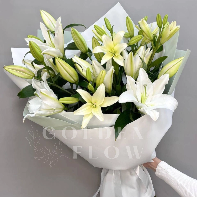 Букет из 9 белых лилий